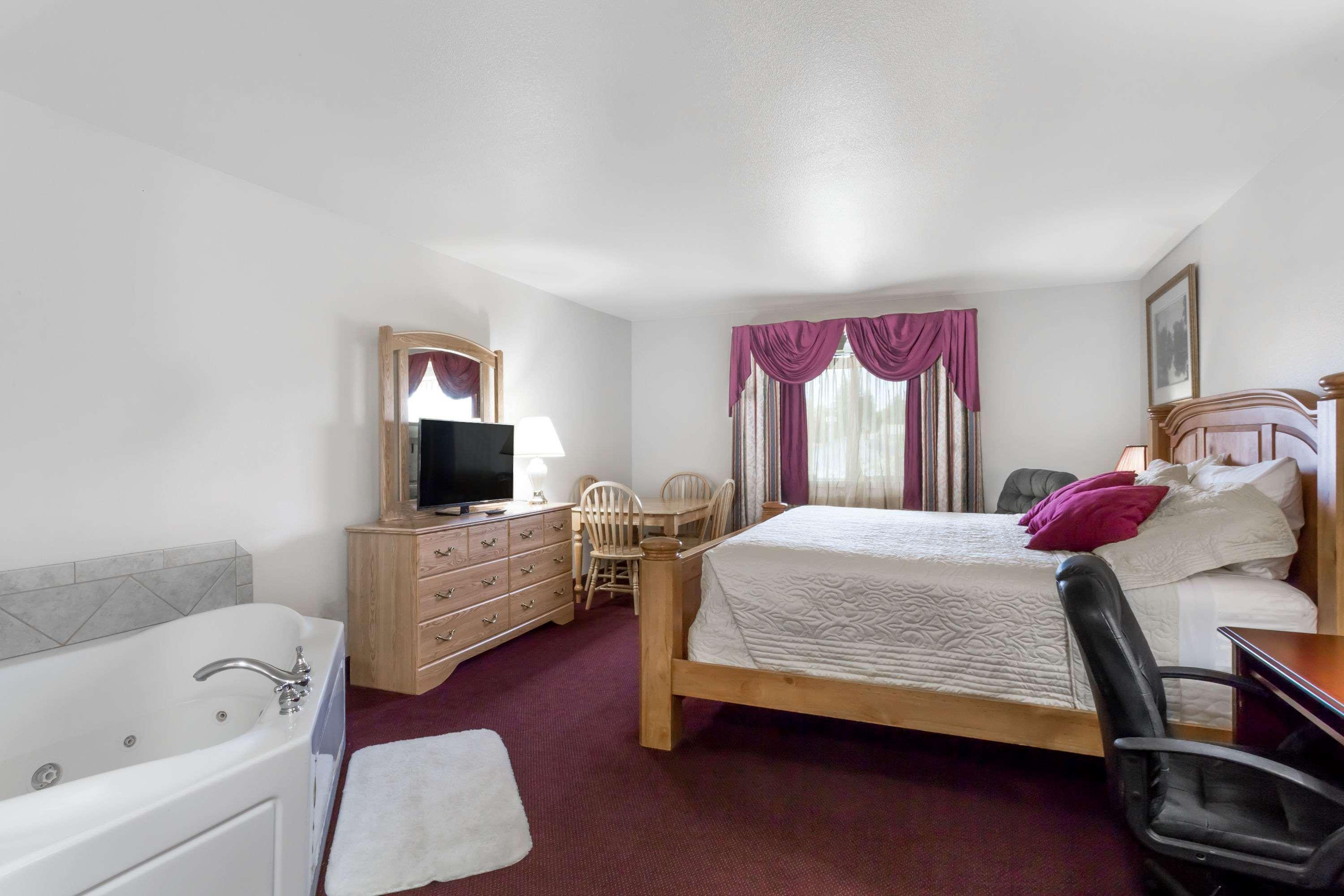 Super 8 By Wyndham Rexburg Hotell Eksteriør bilde