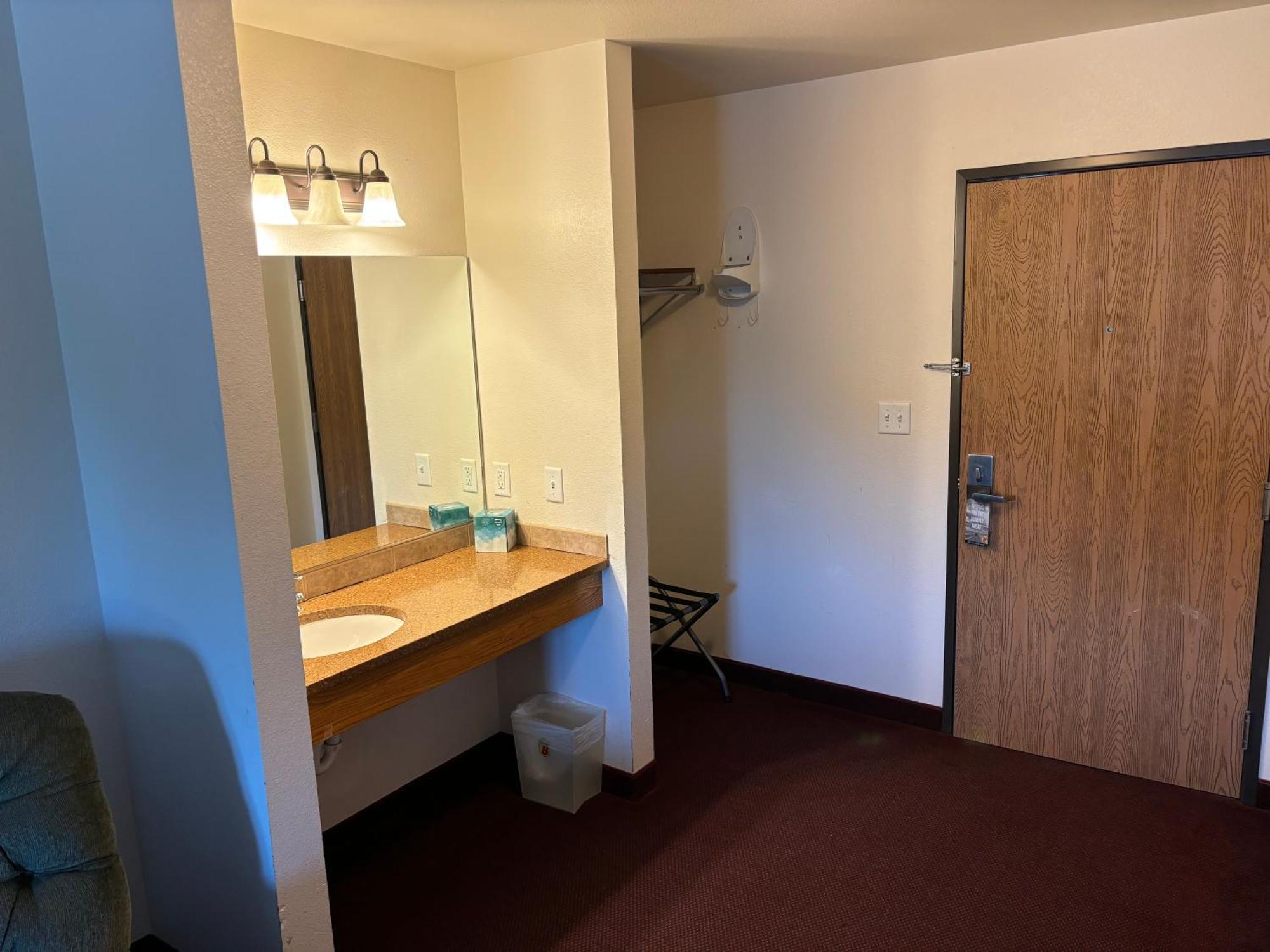 Super 8 By Wyndham Rexburg Hotell Eksteriør bilde