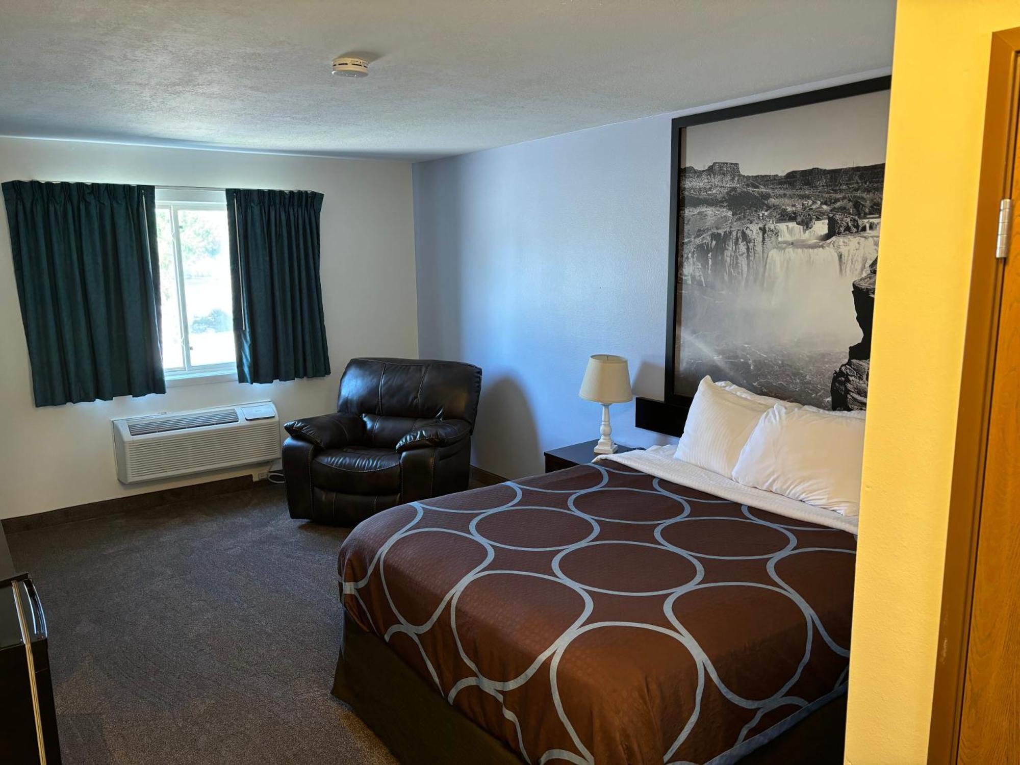 Super 8 By Wyndham Rexburg Hotell Eksteriør bilde