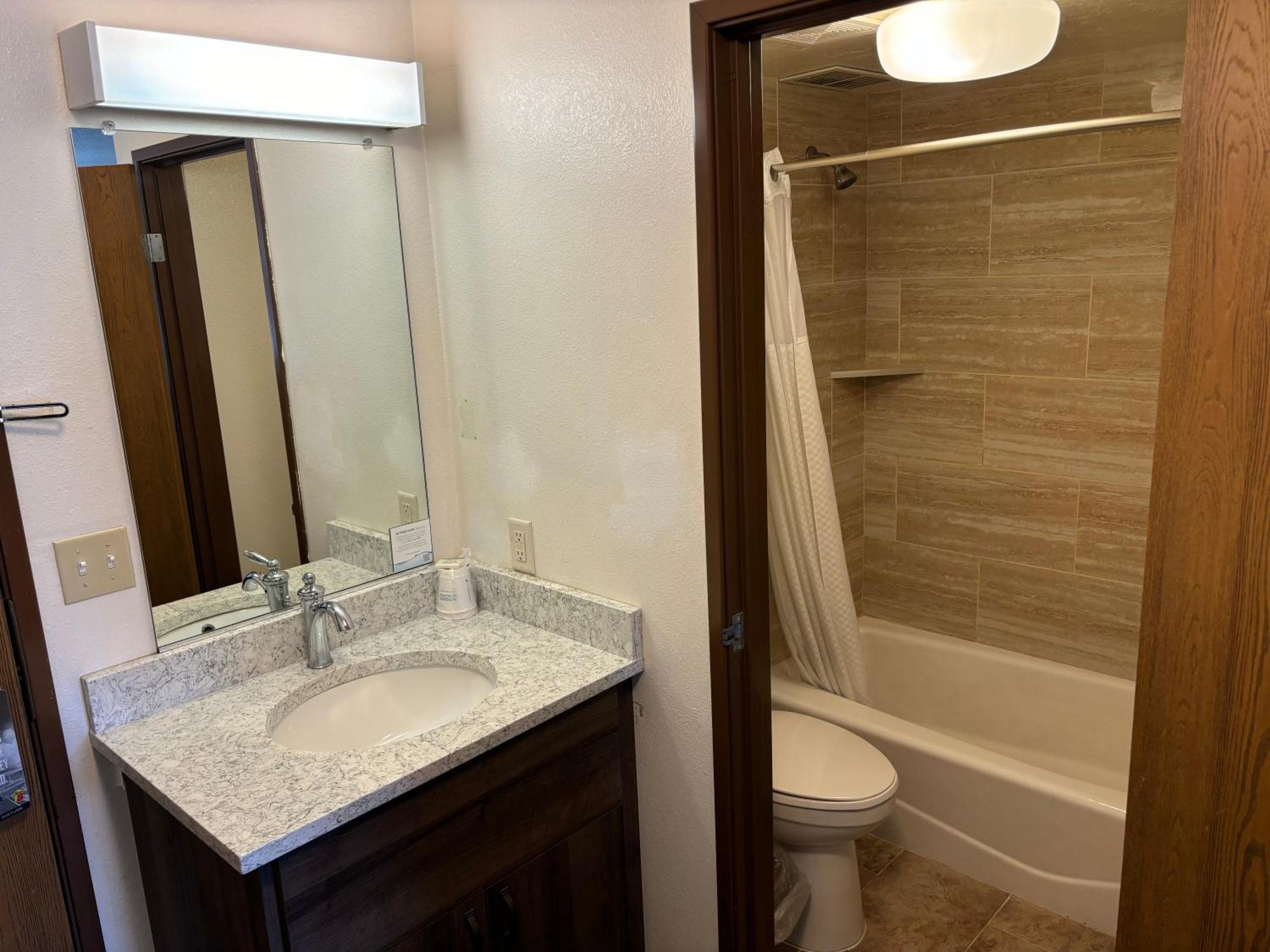 Super 8 By Wyndham Rexburg Hotell Eksteriør bilde