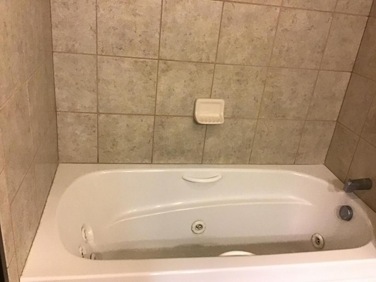 Super 8 By Wyndham Rexburg Hotell Eksteriør bilde